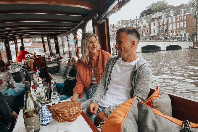 Amsterdam Classic Boat Cruise With Live Guide, Drinks and Cheese - Frequently Asked Questions