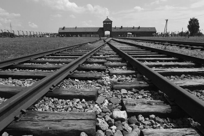 Auschwitz-Birkenau Guided Tour From Krakow - Tour Details