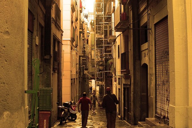 Barcelona Gothic Quarters Deepest Secrets & Sangria
