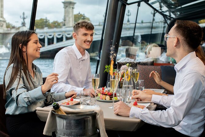 Bateaux Parisiens Seine River Gourmet Lunch & Sightseeing Cruise