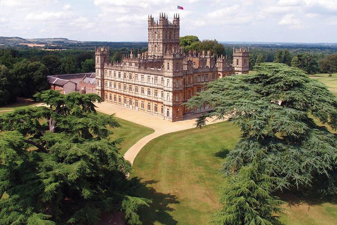Downton Abbey and Village Small Group Tour From London - Tour Overview