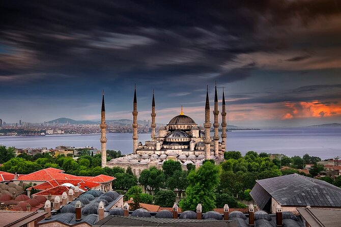 Istanbul Highlights Small Group or Private Guided Tour With Drink