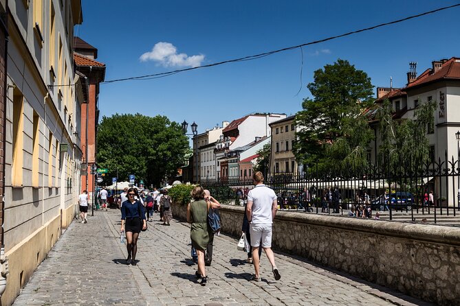 Krakow Jewish Quarter Guided Walking Tour - Discovering 14th-Century Jewish Architecture