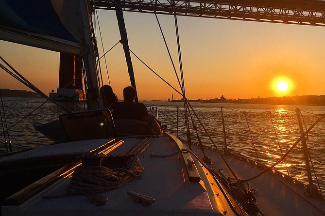 Lisbon Sunset Sailing Tour With White or Rosé Wine and Snacks - Included Features