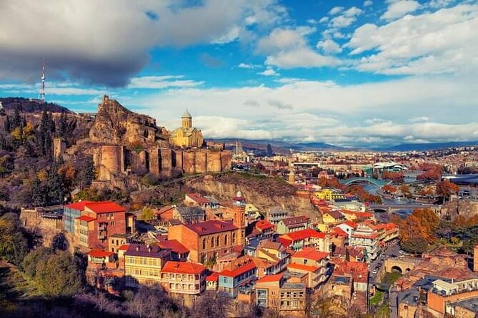 Old Tbilisi Tour – Private Walking Tour With Wine-Tasting - Exploring Old Tbilisi