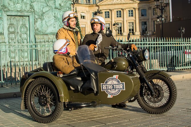 Paris Private Flexible Duration Guided Tour on a Vintage Sidecar