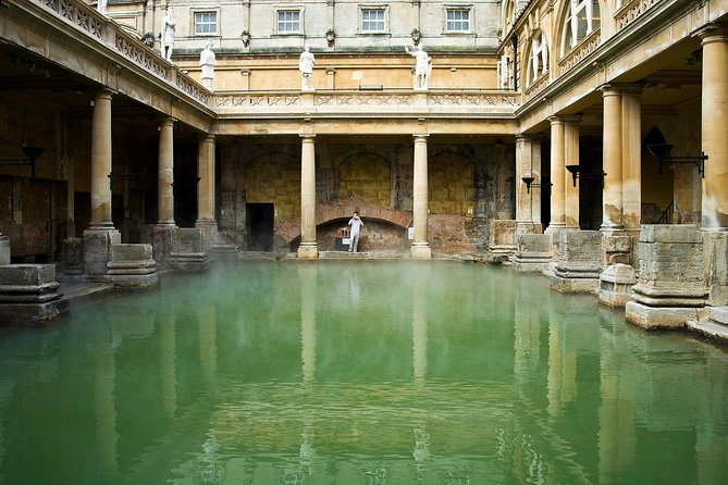 Roman Baths and Bath City Walking Tour - Exploring the Roman Baths