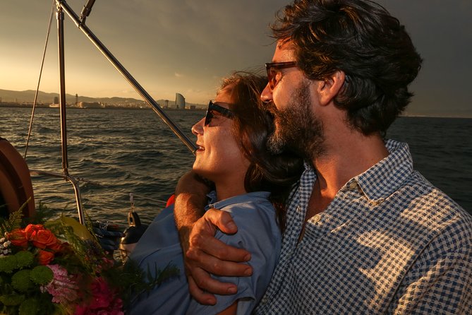 Unique Sunset Sailing Experience With Tapas and Open Bar