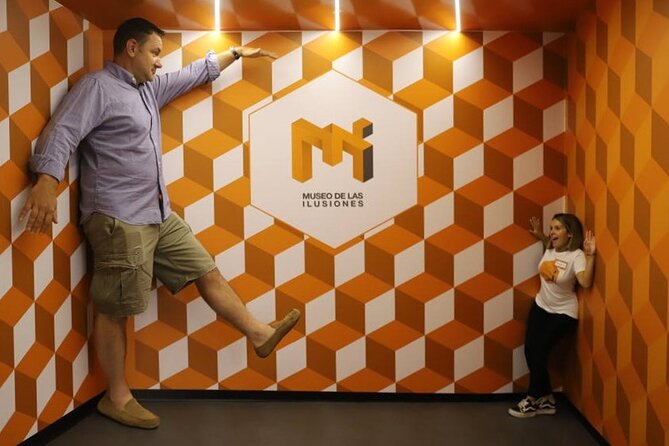 A Fantastic Visit To The Museum Of Illusions Seville - Interactive Experiences