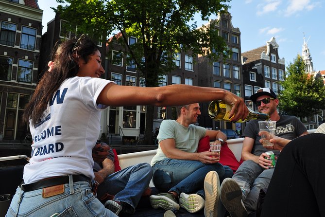 Amsterdam Canal Cruise With Live Guide and Unlimited Drinks - Meeting and Pickup Details
