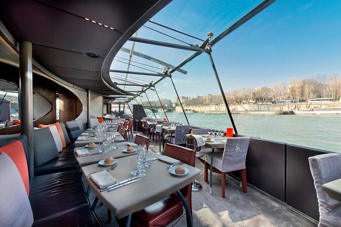 Bateaux Parisiens Seine River Gourmet Lunch & Sightseeing Cruise - Impressive Landmarks Along the Way