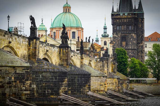 Charles Bridge: River Boat Cruise & Guided Tour ️with PragueWay - Meeting & End Points