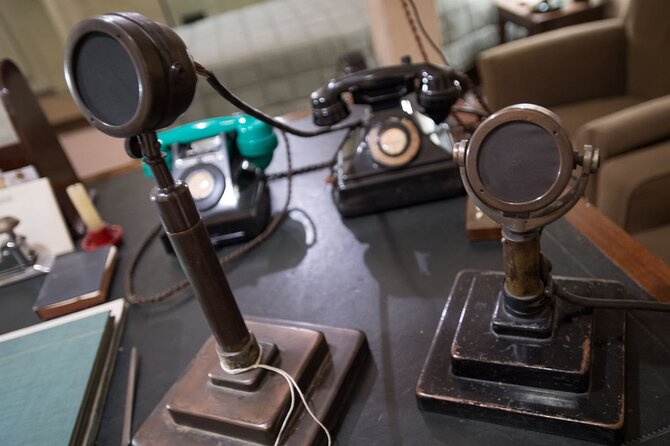 Churchill War Rooms Behind The Glass and Private Car Tour - Tour Highlights and Inclusions