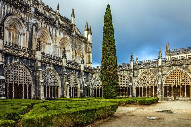 Fatima, Batalha, Nazare, Obidos Full-Day Group Tour From Lisbon - Included Lunch and Insurance