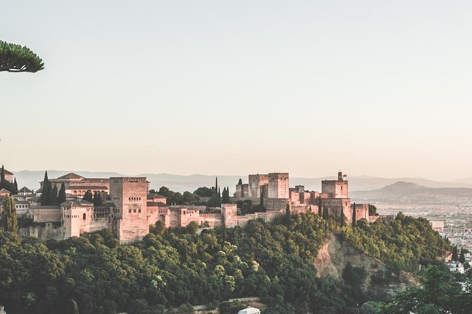 Golden Hour in Granada: Sunset Walking Tour With Play Granada - Inclusions