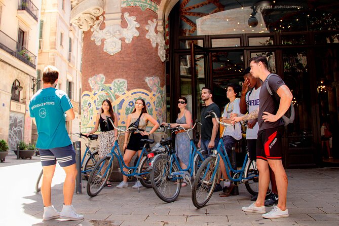 Historical and Modernist Bike Tour Barcelona - Celebrated Works by Antoni Gaudí