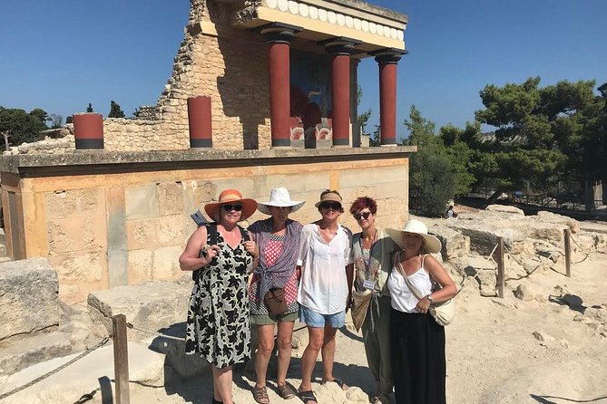Knossos Palace Skip-The-Line Ticket (Shared Tour - Small Group) - Small-Group Walking Experience
