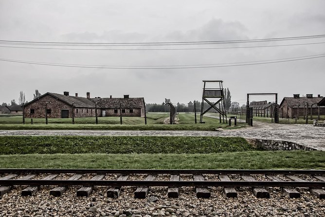Krakow: Auschwitz-Birkenau Guided Tour With Hotel Transfer - Guided Tour Highlights