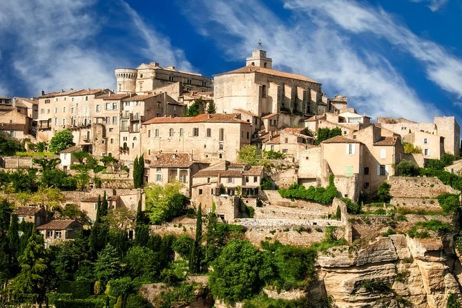 Luberon Villages Half-Day Tour From Aix-En-Provence - Visiting Lourmarin