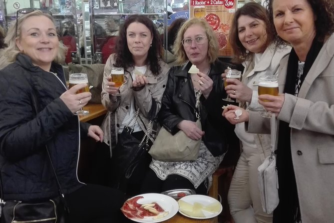 Madrid Historical Walking Tour With Food Tasting and Dinner - Exploring the Old City Center