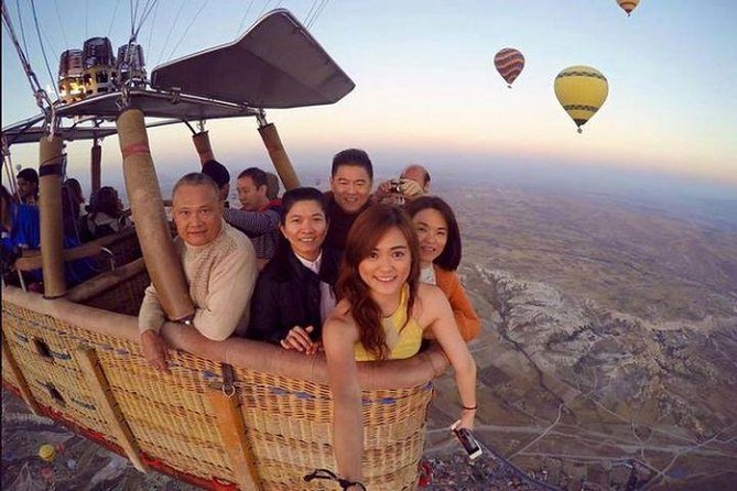 One Hour Deluxe Hot Air Balloon Tour(Goreme Valley) - Champagne Celebration