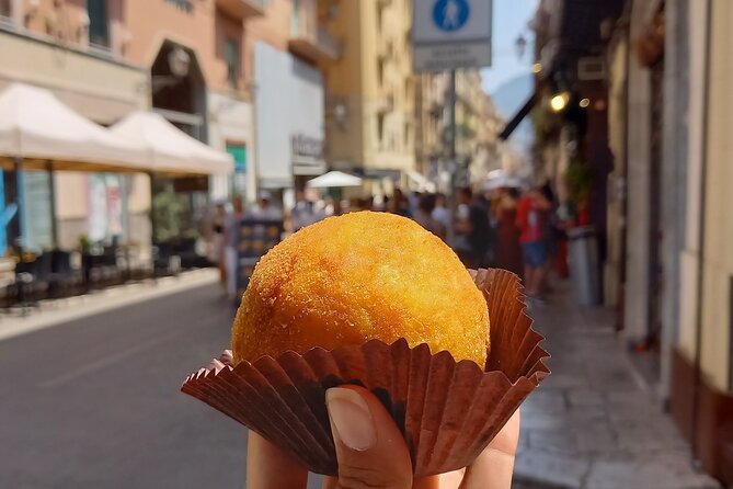 Palermo Street Food Tour - Do Eat Better Experience - Vibrant Street Scene