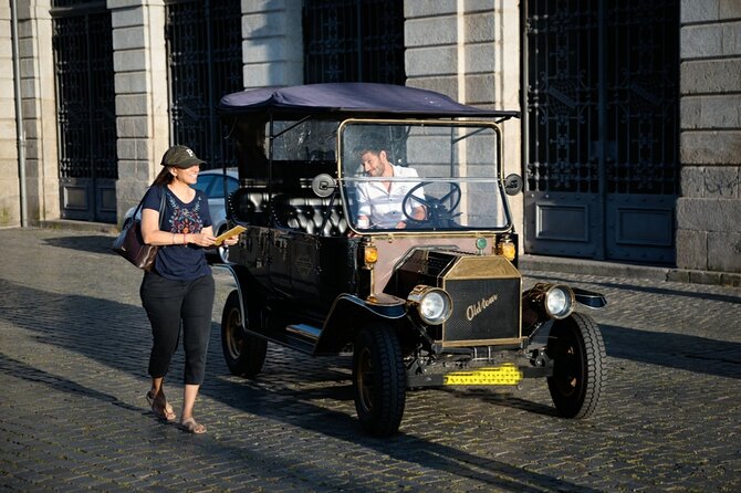 Private CityTour Tuk Vintage Car Tour in Porto - Highlights of the Private Tour