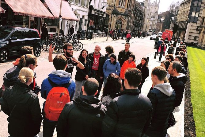 Shared | Alumni-Led Cambridge Uni Tour W/Opt Kings College Entry - Famous Alumni of Cambridge