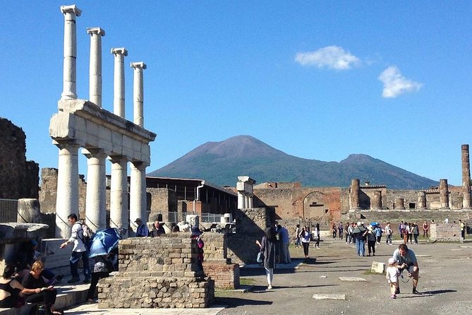 Sharing Tour of Pompeii - Meeting Point