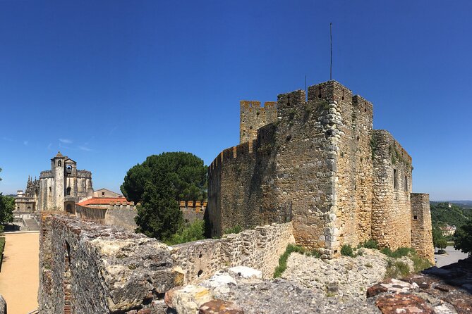 Small-Group Tour From Lisbon to Tomar Knights Templar History - Exploring Almourol Castle