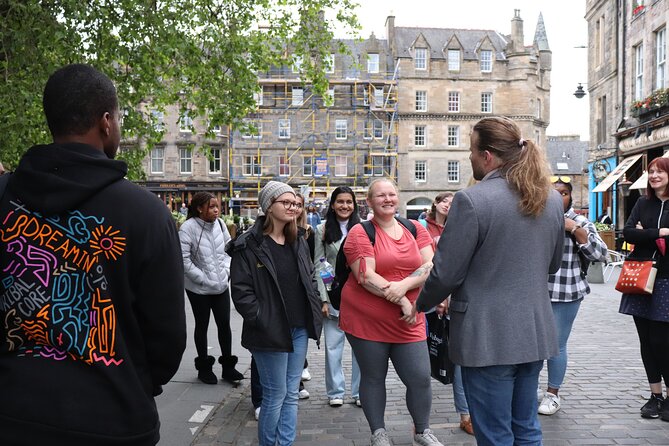 The Edinburgh Literary Pub Tour - Literary Connections in Edinburgh