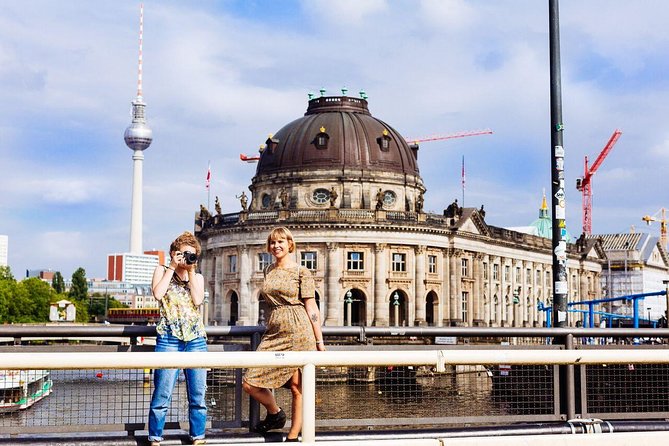 The History of Berlin: WWII PRIVATE Walking Tour With Locals - The Iconic Brandenburg Gate