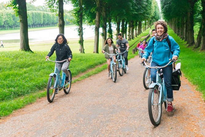 Versailles Domain Bike Tour With Palace and Trianon Estate Access - Meeting and Pickup Details