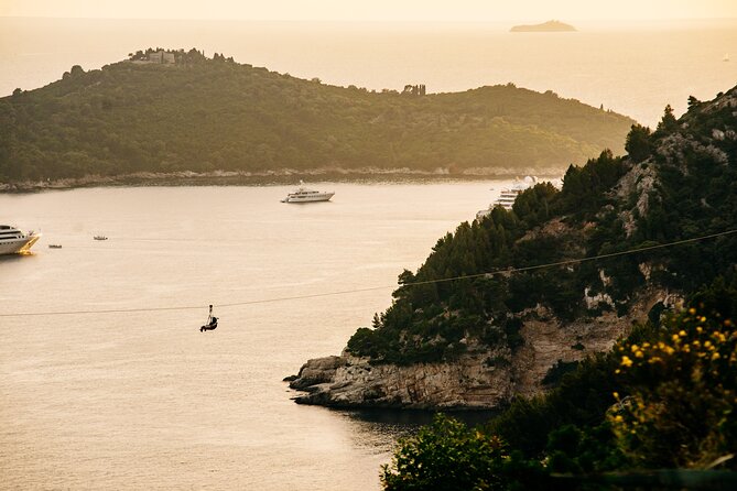 900-Meter Ziplining in Dubrovnik - Weight Restrictions and Group Size