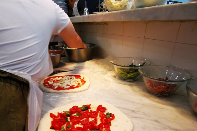 Authentic Pizza Class With Drink Included in the Center of Naples - Cancellation Policy