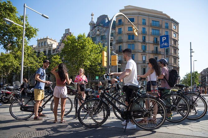 Barcelona City Highlights Bike Tour - Meeting and Pickup