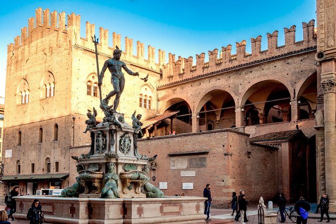 Bologna City Walking Tour - Tour Requirements