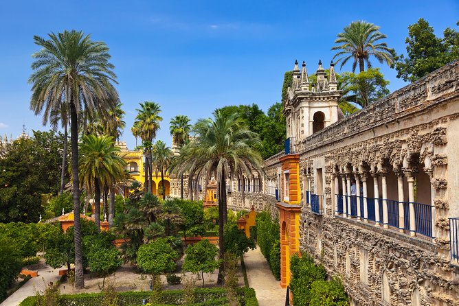 Cathedral, Alcazar and Giralda Guided Tour With Priority Tickets - Ascending the Iconic Giralda