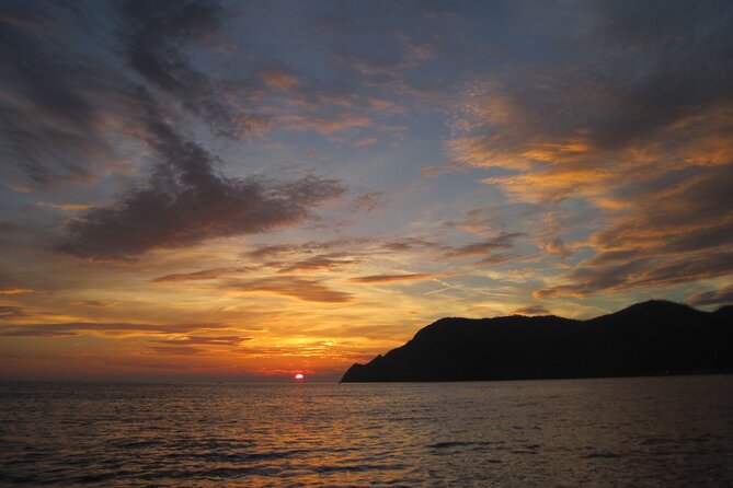 Cinque Terre Sunset Boat Tour Experience - Cancellation Policy
