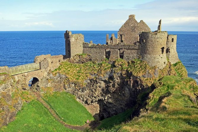 Dublin to Northern Ireland Incl. Dunluce Castle, Giants Causeway - UNESCO World Heritage