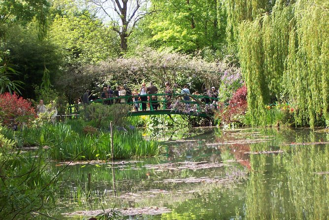 Giverny and Monets Garden Tour - Biking Through the Countryside