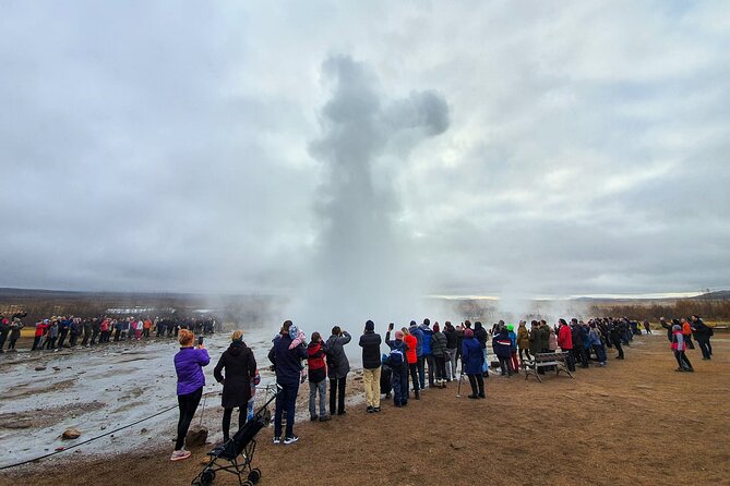 Golden Circle and Kerid Crater Tour With Geothermal Lagoon Visit - Thingvellir National Park Exploration