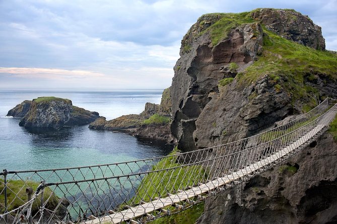 Guided Day Tour: Giants Causeway From Belfast - Accessibility and Considerations