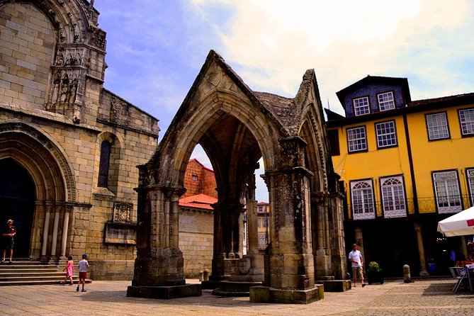 Guimarães & Braga Small Group Tour, Lunch & All Tickets Included - Braga: Historic Cathedral