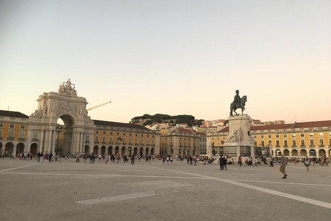 Lisbon: 1-Hour City Tour on a Private Tuk Tuk - Pickup and Insurance