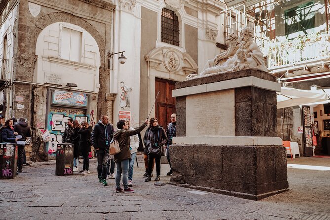Naples: Veiled Christ & Santa Chiara Cloister Small Group Tour - Exploring the Neighborhoods