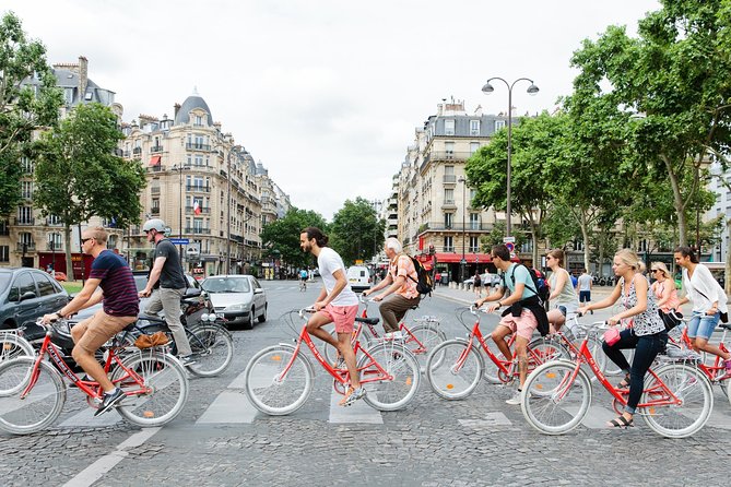 Paris Sightseeing Guided Bike Tour Like a Parisian With a Local Guide - Logistics and Meeting Point Details