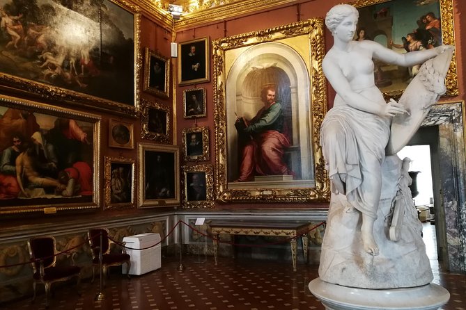 Pitti Palace, Palatina Gallery and the Medici: Arts and Power in Florence. - Pitti Palace History