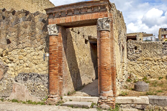 Pompeii and Herculaneum Small Group Tour With an Archaeologist - Herculaneum Highlights