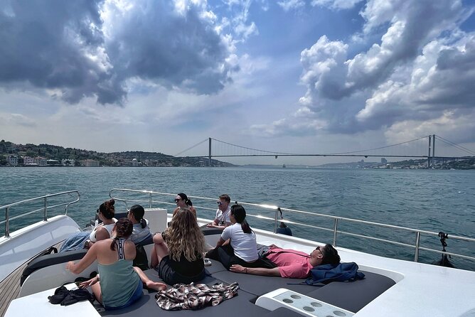 Small-Group Bosphorus Yacht Cruise in Istanbul - Departure Times and Duration